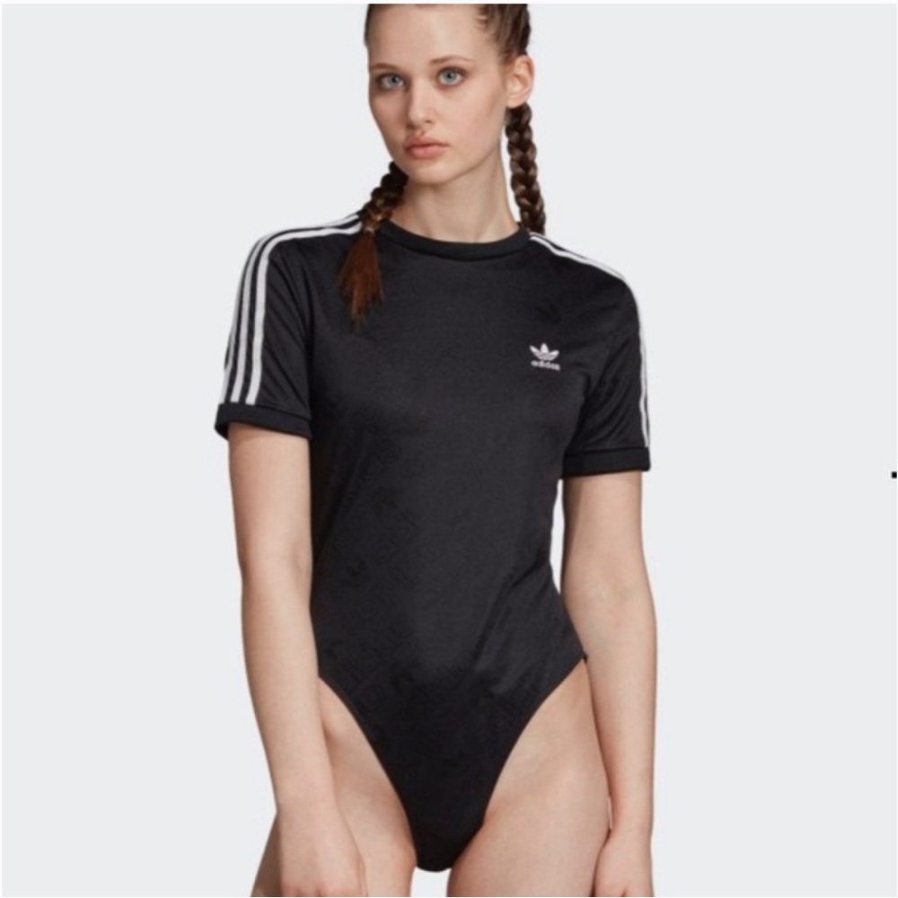 Adidas SHORT SLEEVE BODYSUIT WOVEN WITH TEXTURED PATTERN